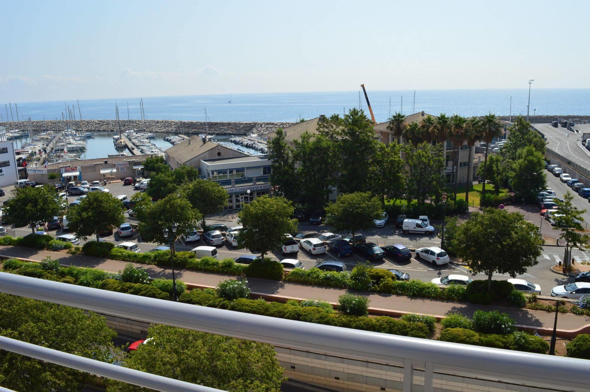 Hotel Port Toga Bastia  Exteriör bild